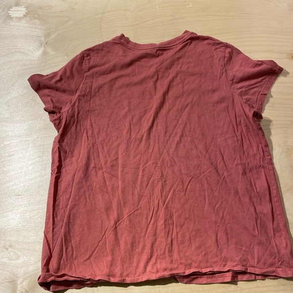 PUMA Women’s Graphic T-Shirt XL (MK) - Picture 7 of 8